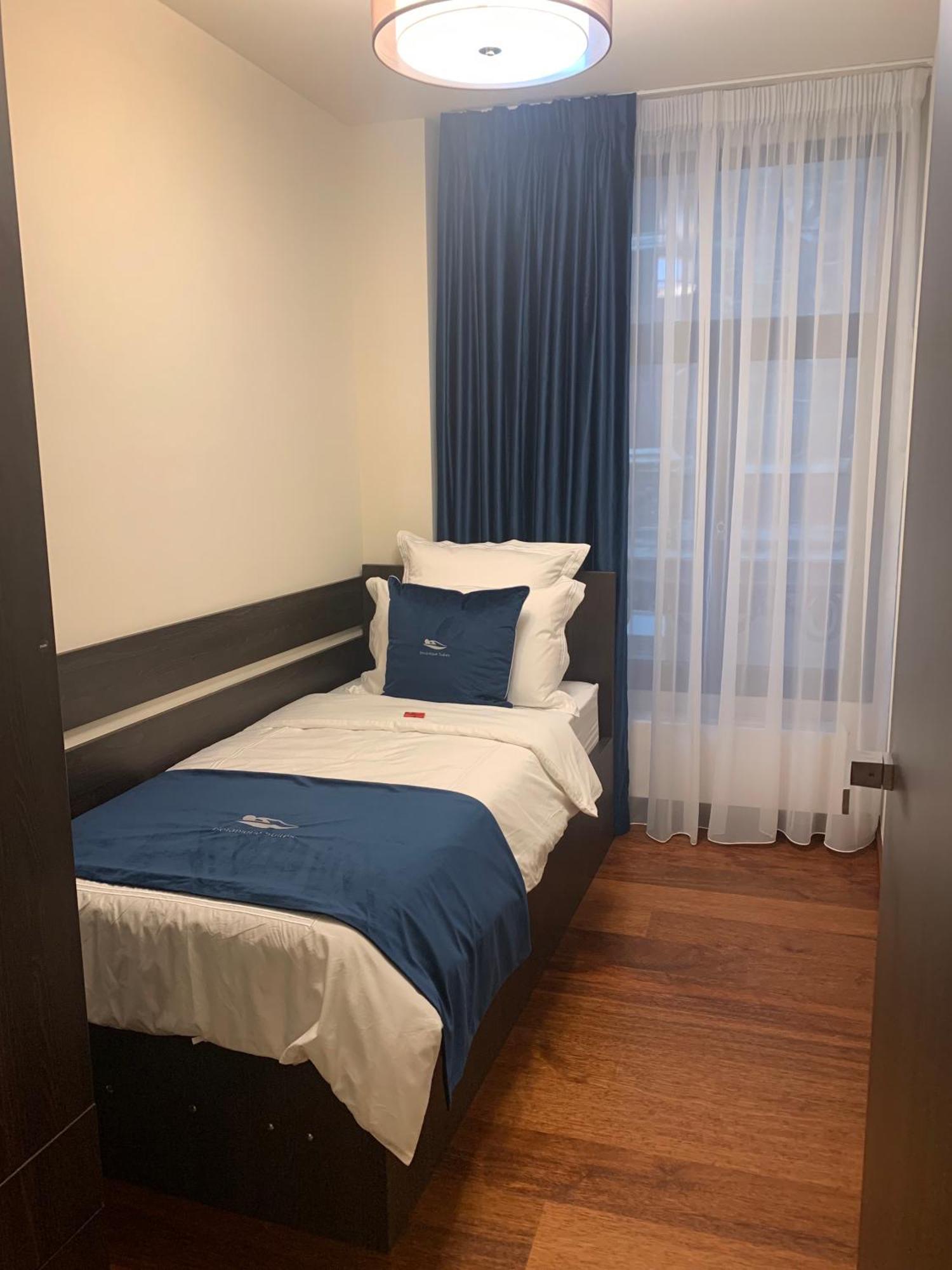 Botanique Suites Airbnb, Antwerp Exterior photo